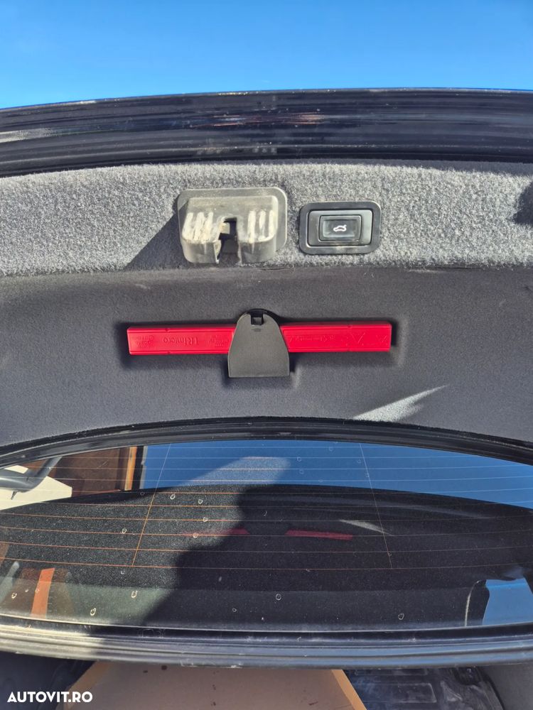 Audi A6 Avant 3.0 TDI quattro Stronic - 6