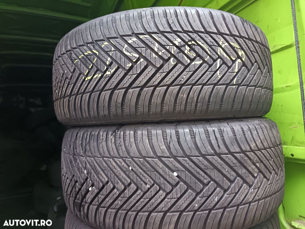 Anvelope 4sezoane ms 225 40 19 hankook 2023 6-8mm - 2