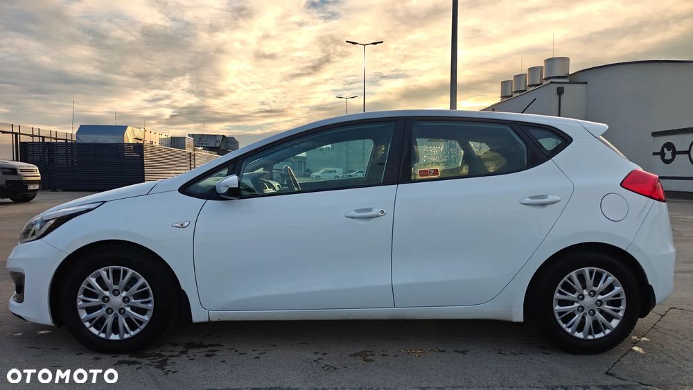 Kia Ceed 1.6 CRDi M - 1