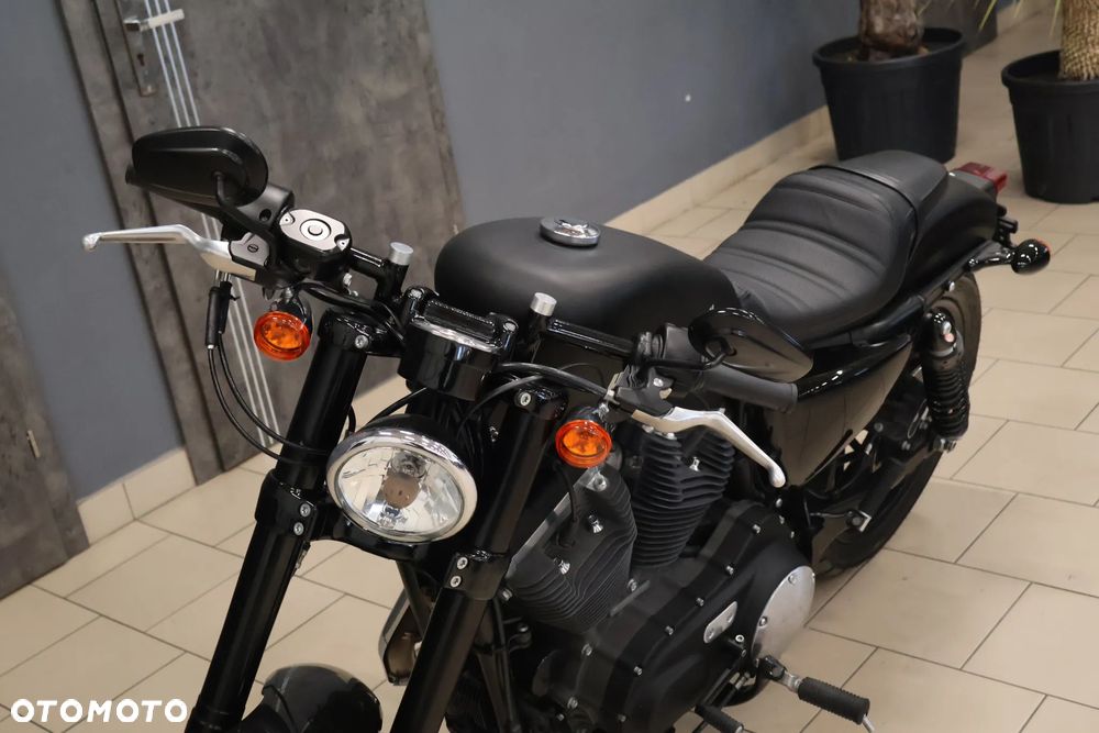 Harley-Davidson Sportster Roadster 1200R - 5