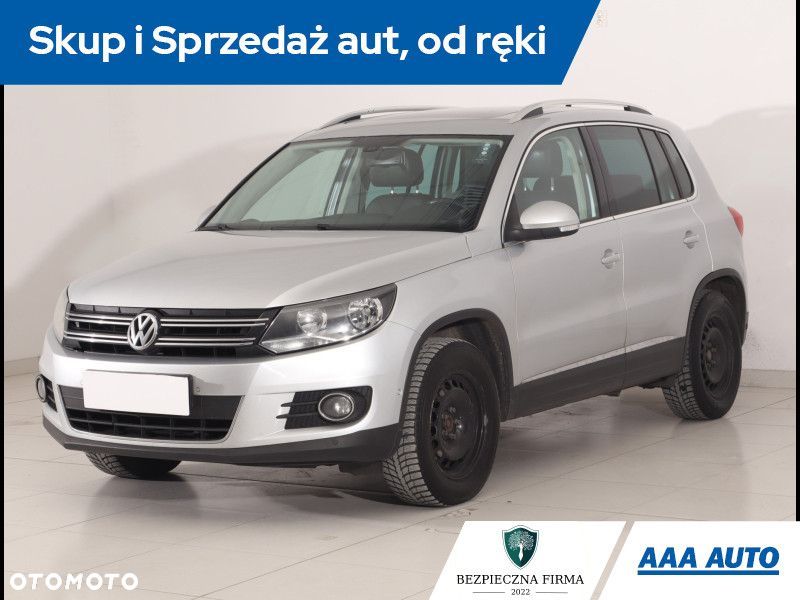 Volkswagen Tiguan - 2