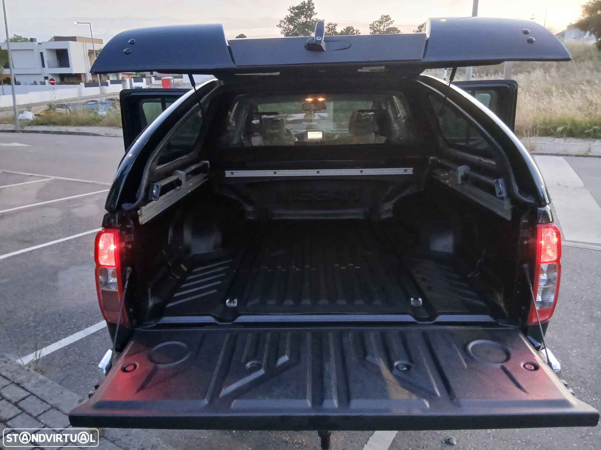 Nissan Navara Nav 2.5 dCi CD SE Comf+C-C+BDT - 16
