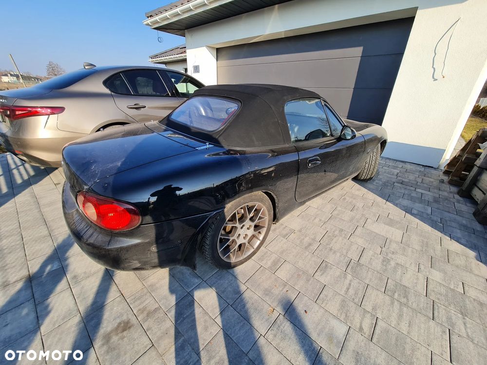 Mazda MX-5 1.8 16V - 4