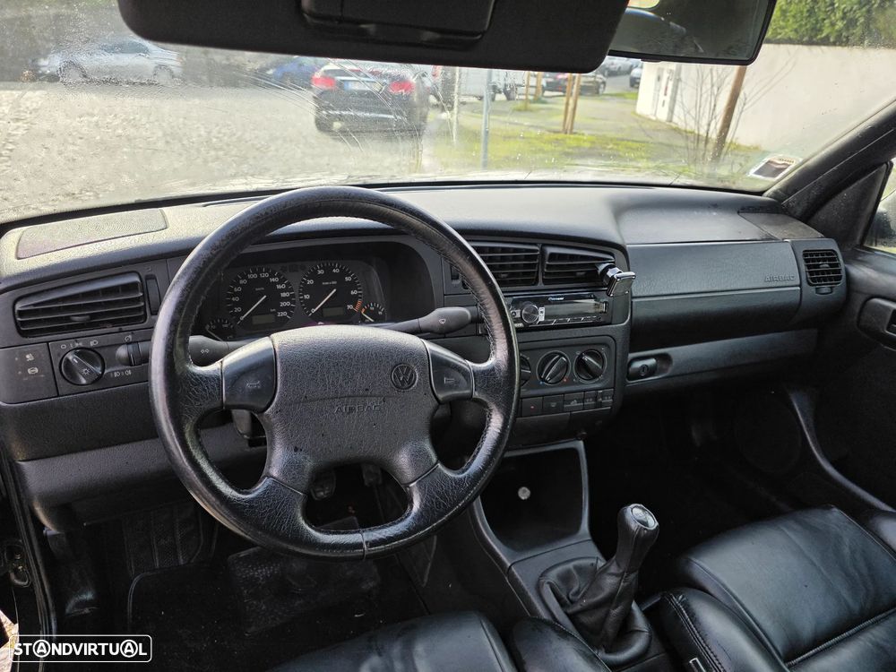 VW Golf Cabriolet 1.6 - 7