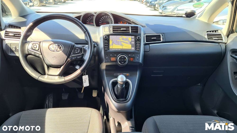 Toyota Verso - 4
