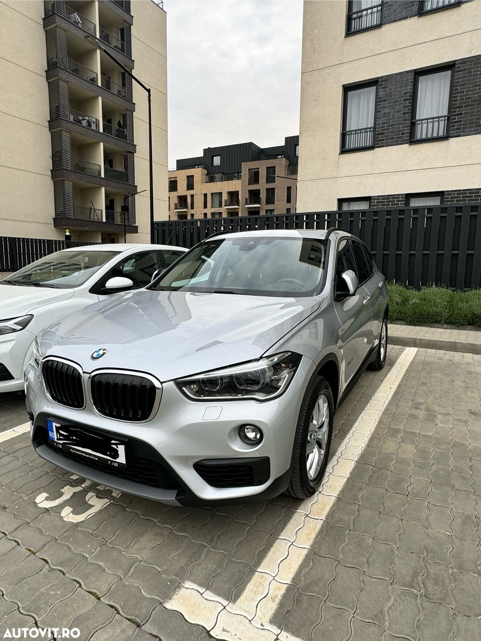 BMW X1 sDrive20d AT - 1