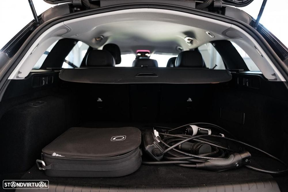 Mercedes-Benz C 300 e 9G-TRONIC Avantgarde Advanced - 12
