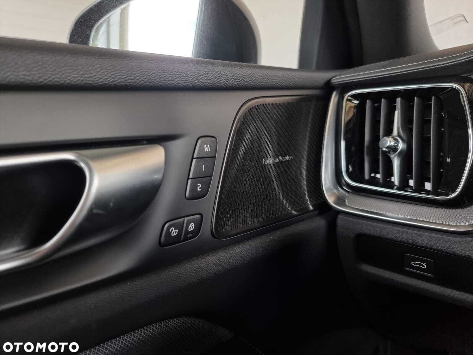 Volvo S60 - 29