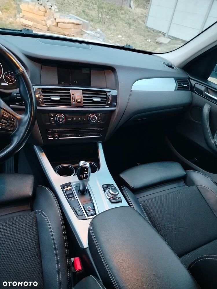 BMW X3 xDrive20d - 17