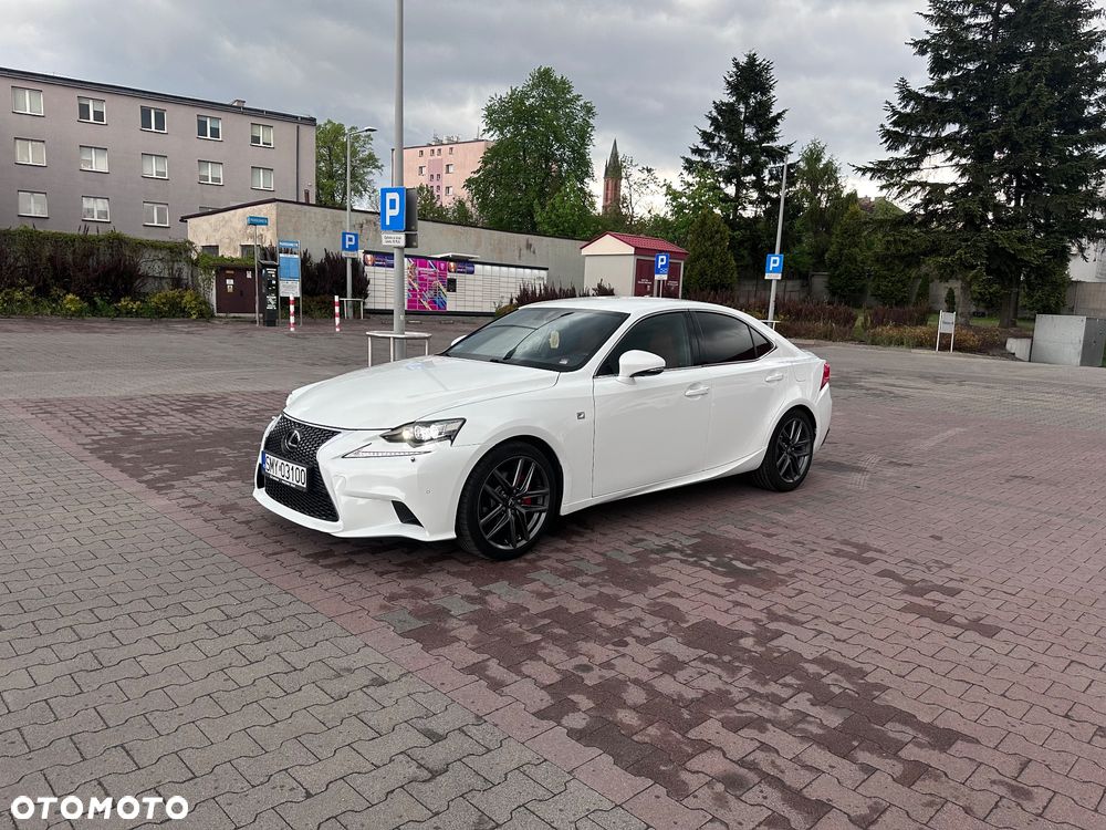Lexus IS 250 F Sport - 20