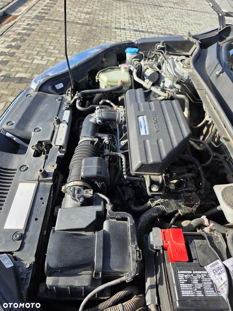 Honda CR-V 1.5 Elegance (Honda Connect+) CVT - 25