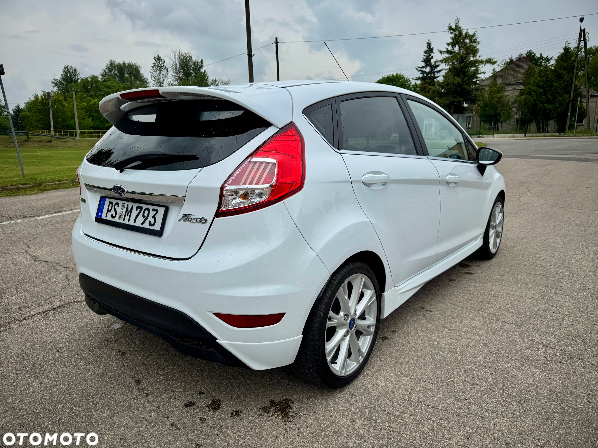 Ford Fiesta 1.0 EcoBoost Start-Stop ST-LINE - 14
