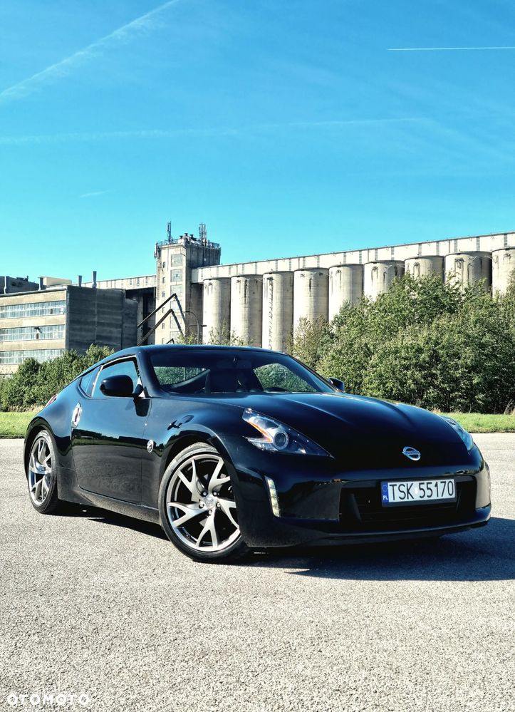 Nissan 370 Z - 6