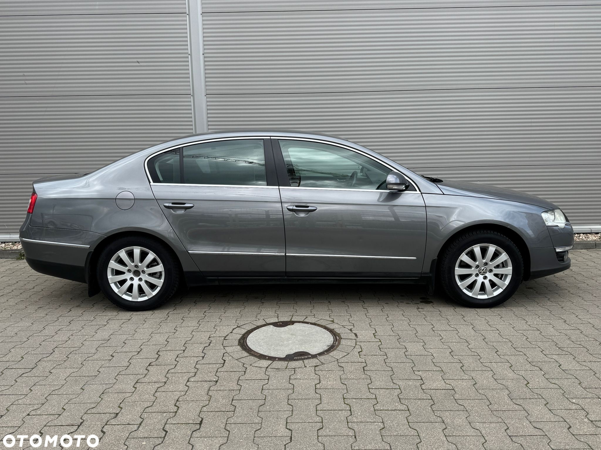 Volkswagen Passat 2.0 TDI Comfortline - 5