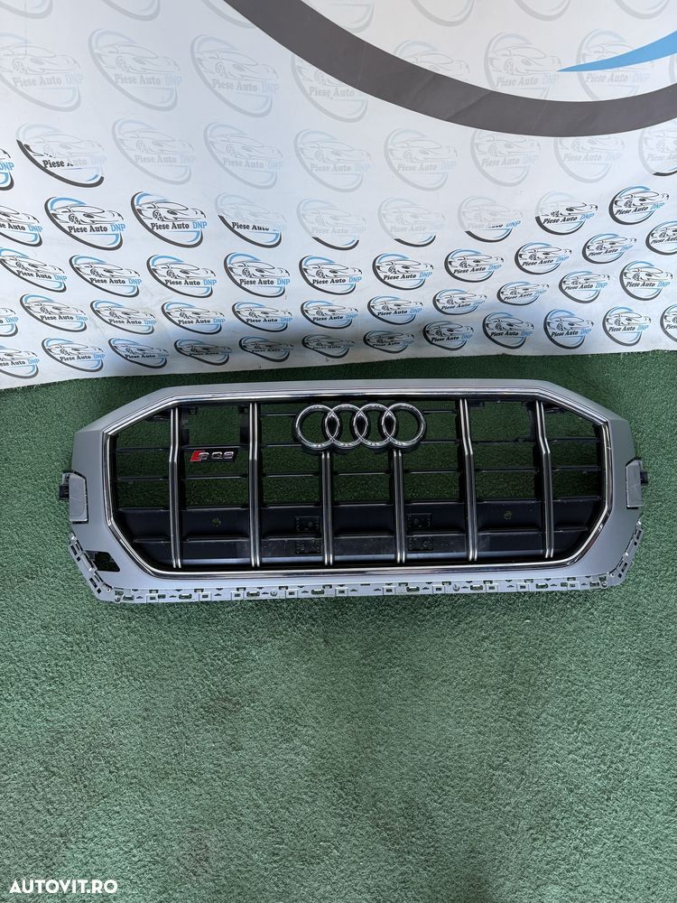 Grila originala centrala radiator SQ8 - 1