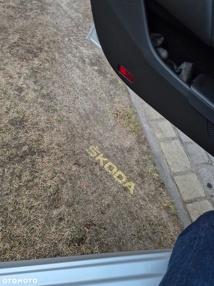 Skoda Octavia 2.0 TDI DSG Ambition - 3