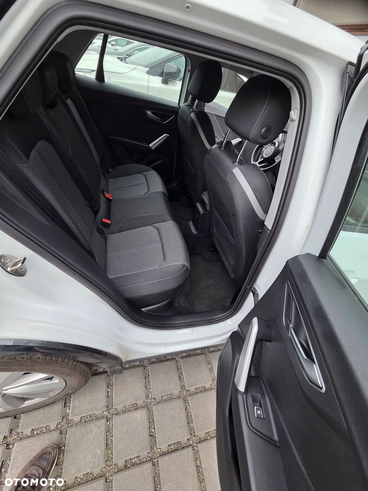 Audi Q2 35 TFSI S tronic - 13