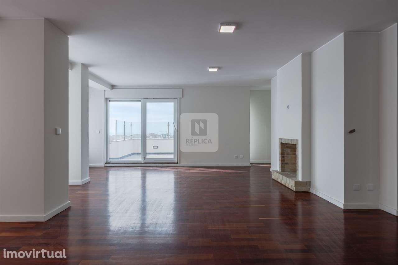 Apartamento T4 com Varanda de 31m2 e vista mar em Matosinhos - Grande imagem: 5/43