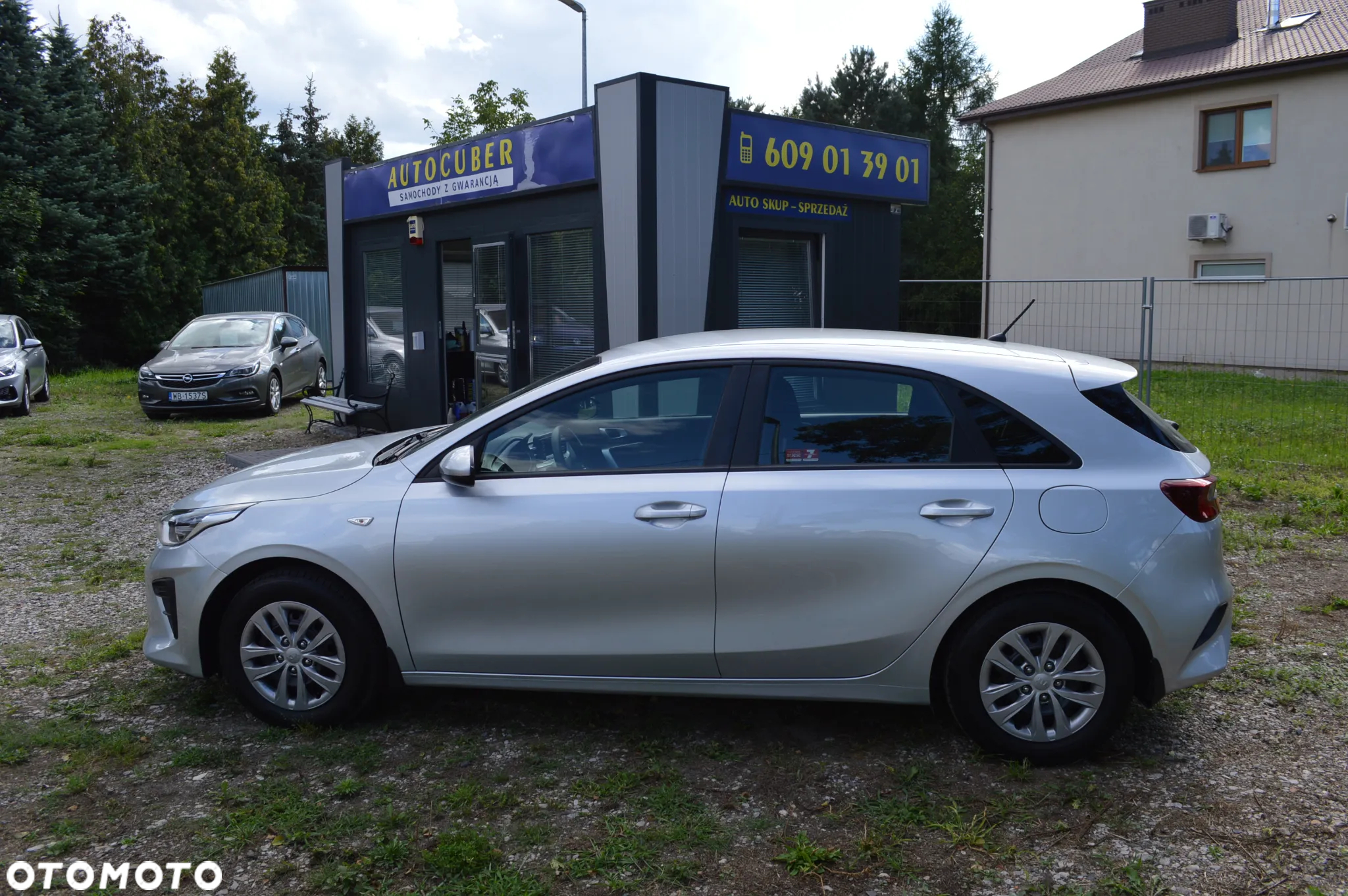 Kia Ceed - 9