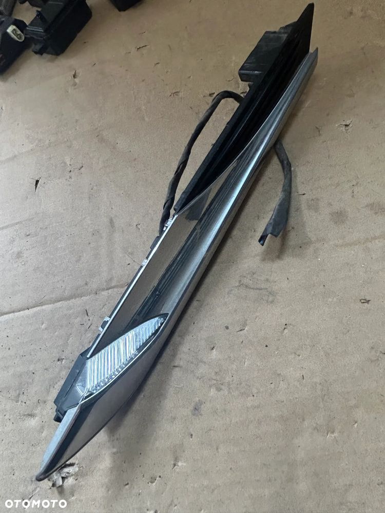 KIERUNKOWSKAZ LEWY PRZÓD PRZEDNI CHROM 7221859 BMW F06 F12 F13 - 1