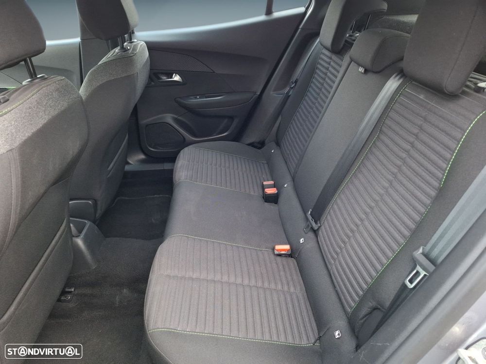 Peugeot 2008 1.2 PureTech Active — fotografia 14