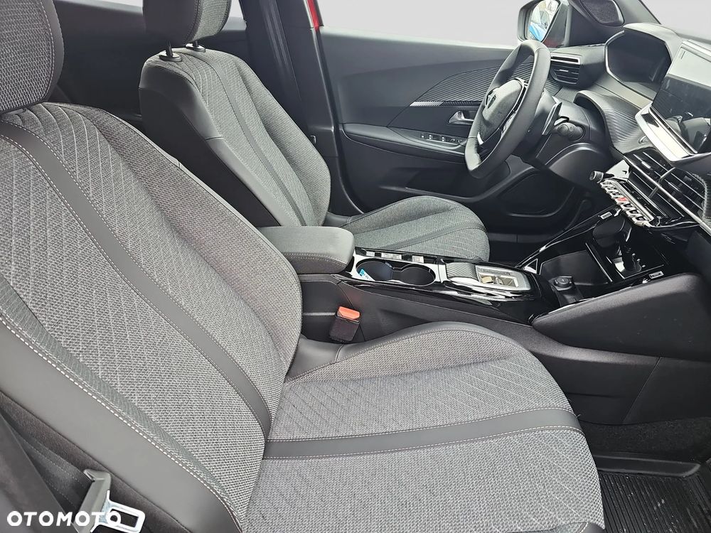 Peugeot 2008 - 18