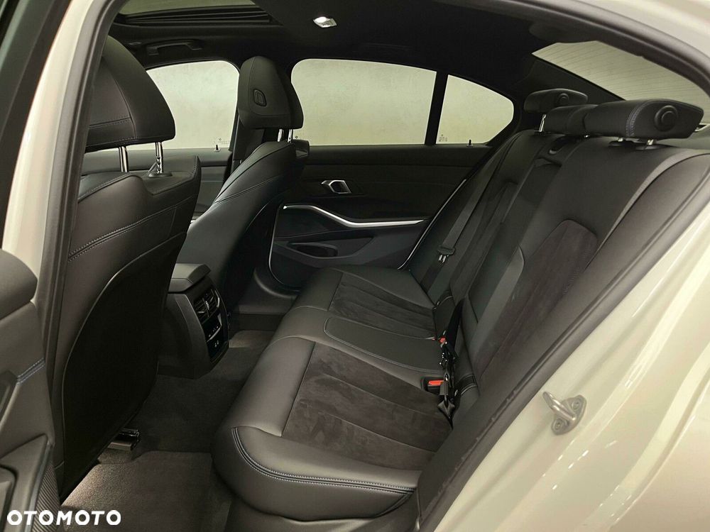 BMW Seria 3 - 31