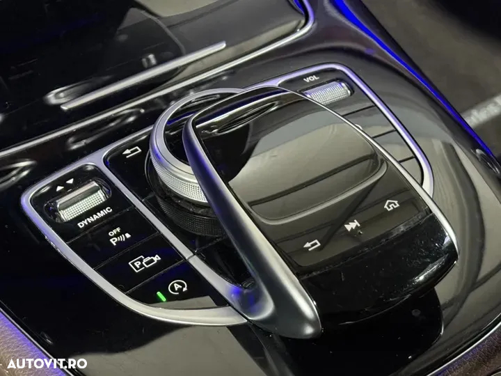 Mercedes-Benz E 220 d 4Matic 9G-TRONIC Exclusive - 24
