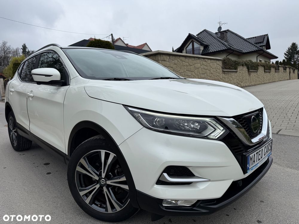 Nissan Qashqai 1.2 DIG-T Tekna - 1