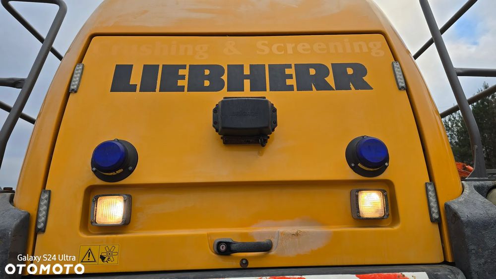 Liebherr 586 - 12