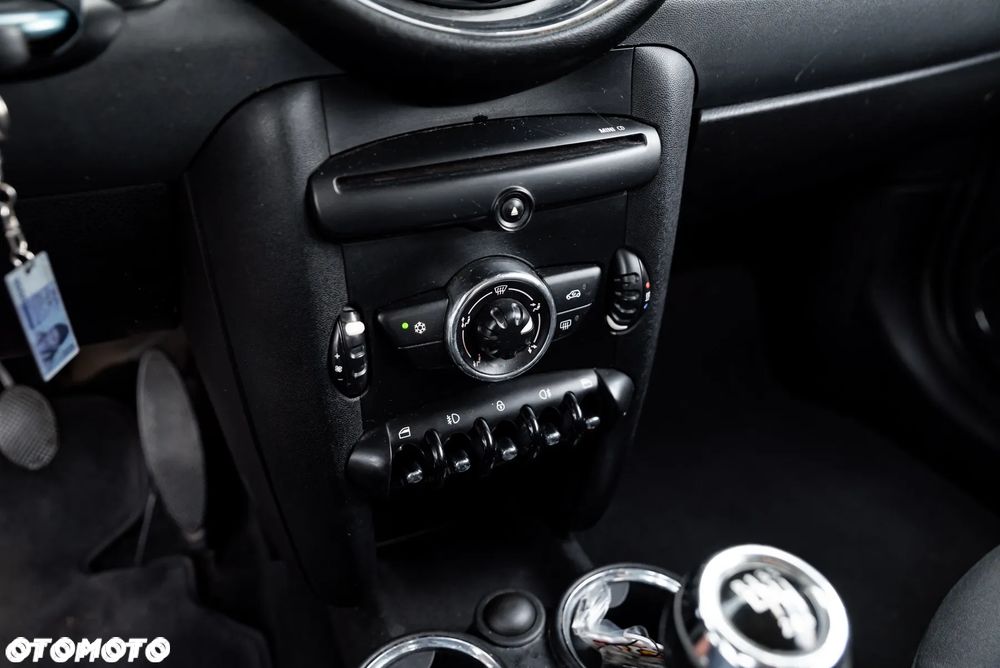 MINI ONE Standard - 18