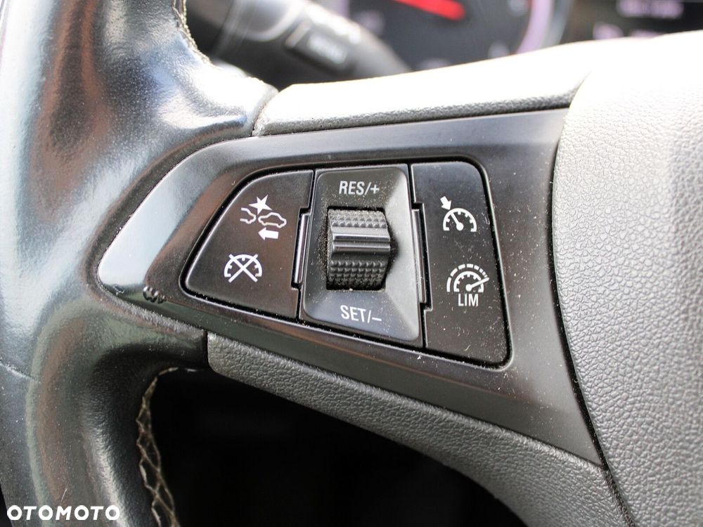 Opel Astra - 31