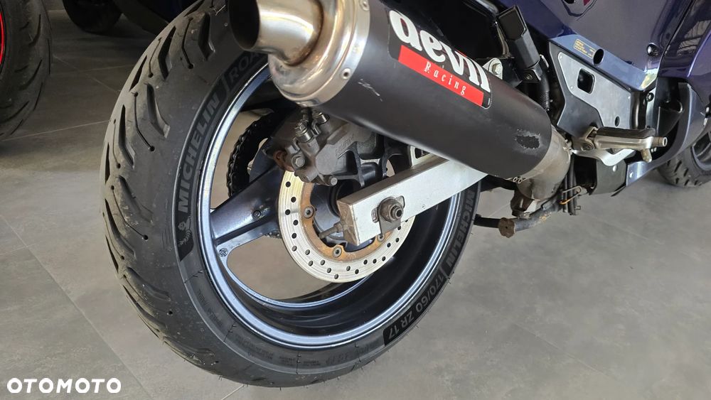 Honda CBR - 36
