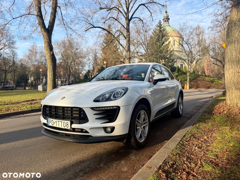 Porsche Macan - 1