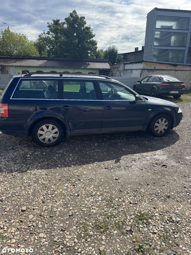 Volkswagen Passat 1.9 TDI Basis - 9