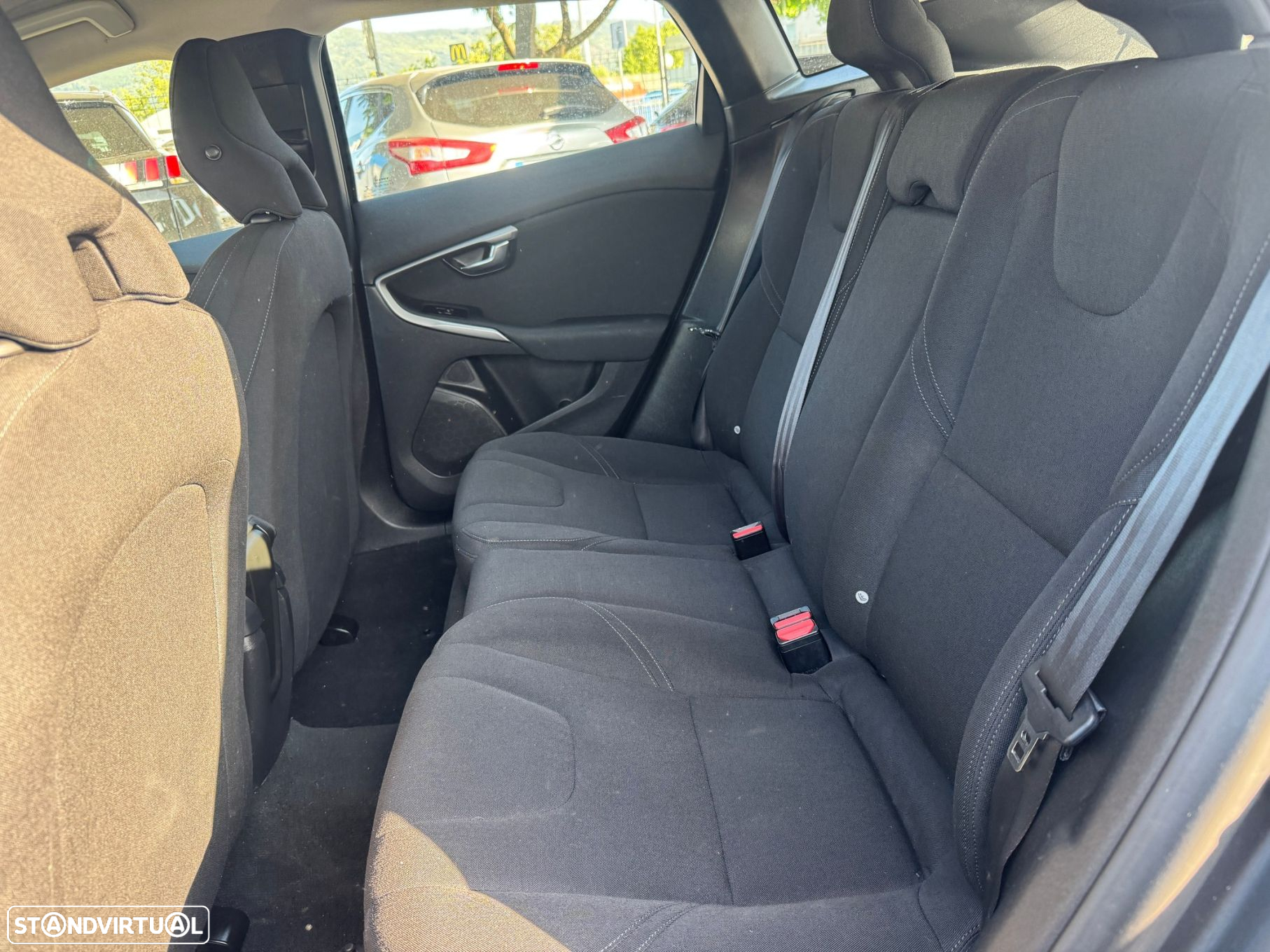 Volvo V40 1.6 D2 Kinetic - 12