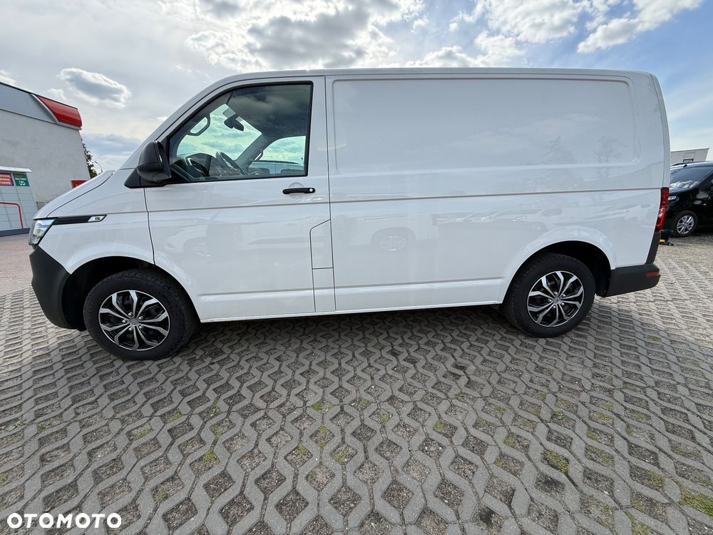Volkswagen Transporter - 4