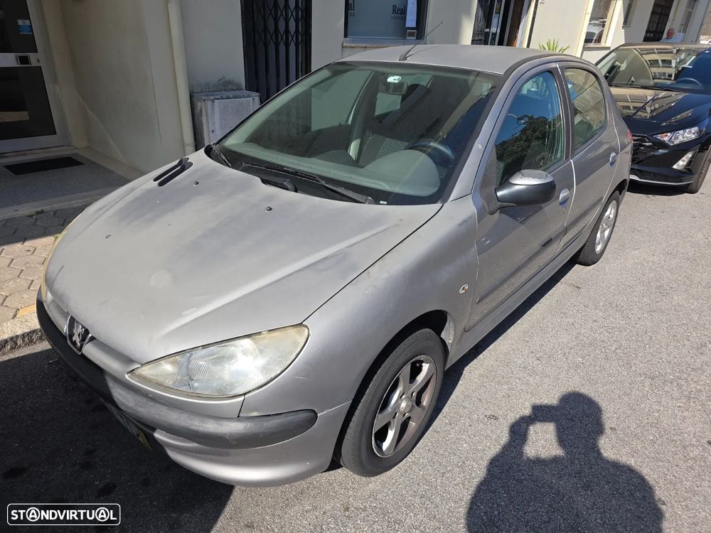 Peugeot 206 1.1 Color Line - 2