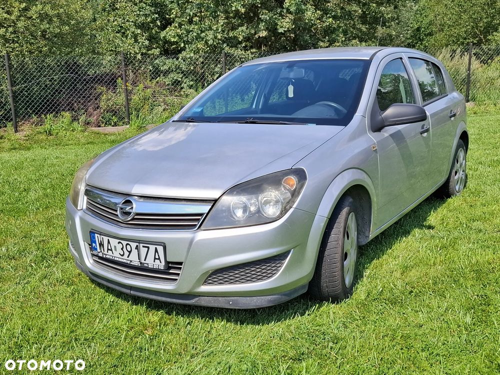 Opel Astra 1.4 Essentia - 3