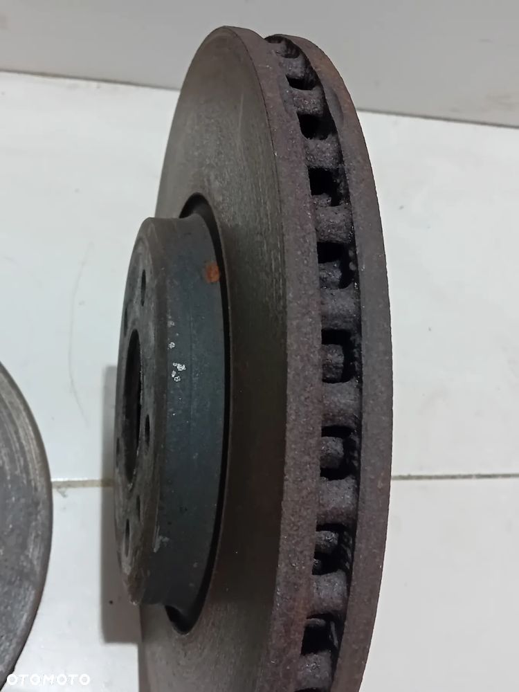 tarcze hamulcowe Audi A4 B8 przednie 2009 3.2 V6 średnica 32 cm stan bardzo dobry - 2