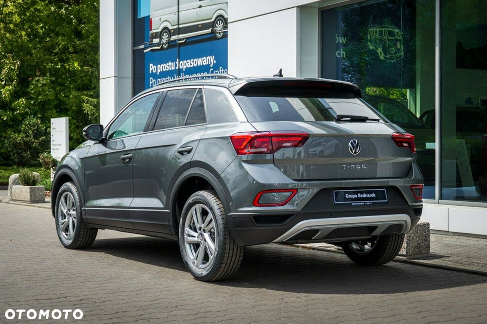 Volkswagen T-Roc - 8