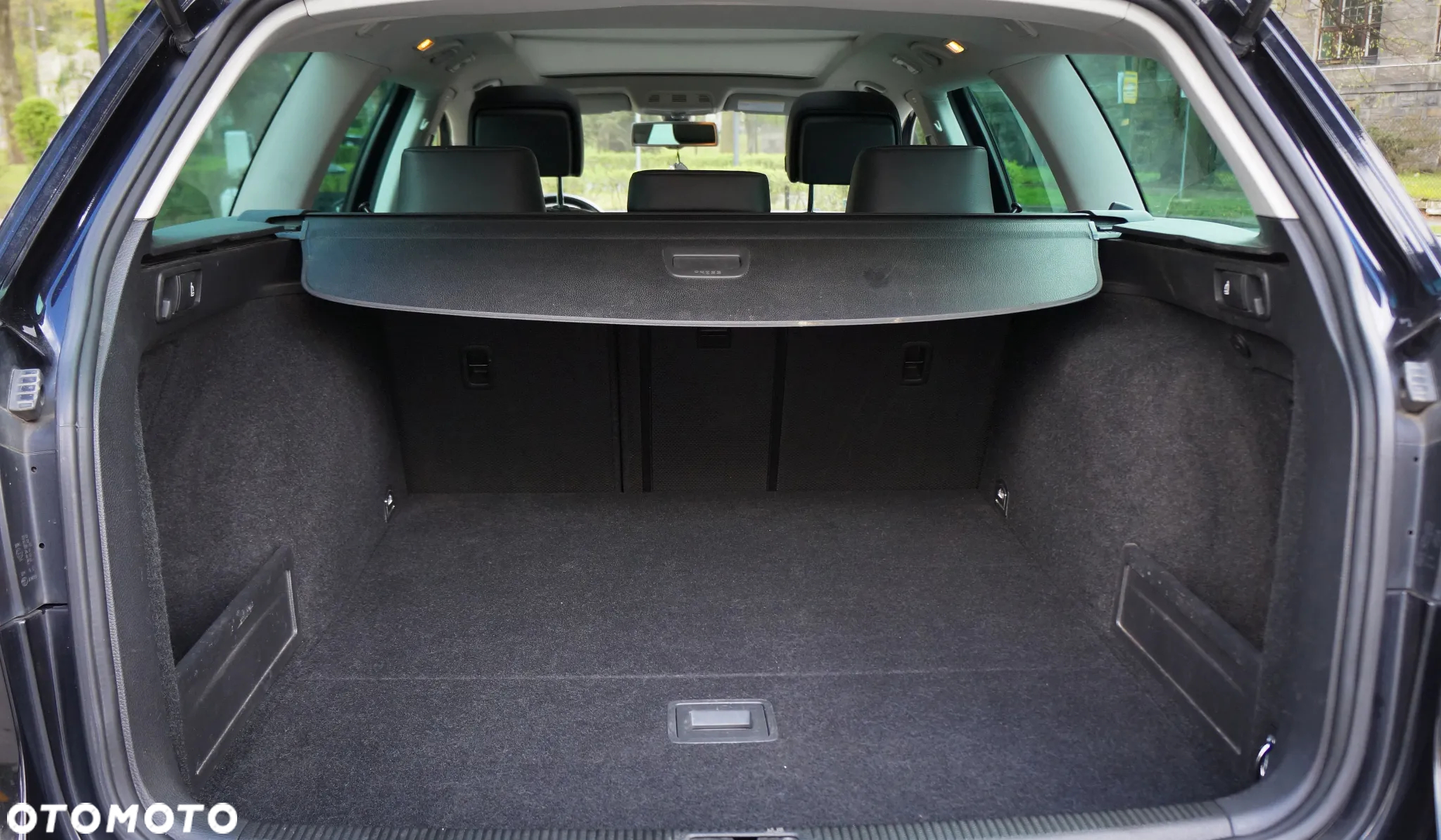 Volkswagen Passat - 23