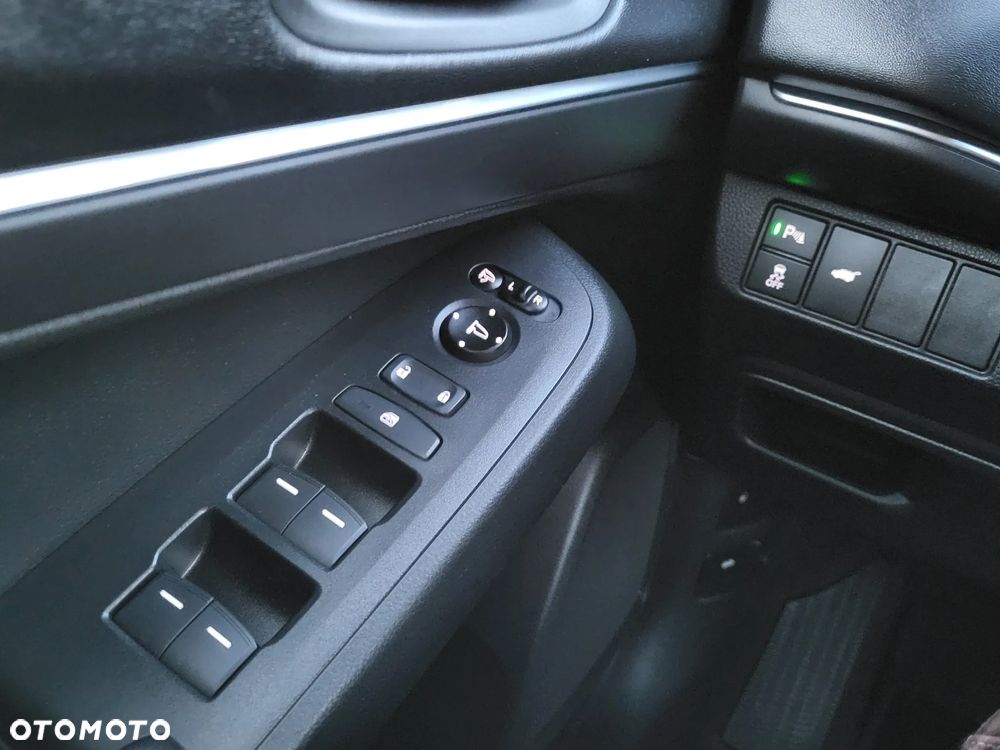 Honda HR-V 1.5 i-MMD Advance CVT - 25