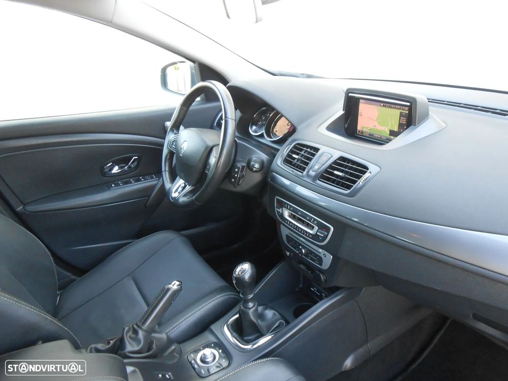 Renault Mégane Sport Tourer 1.5 dCi Zen ECO - 24