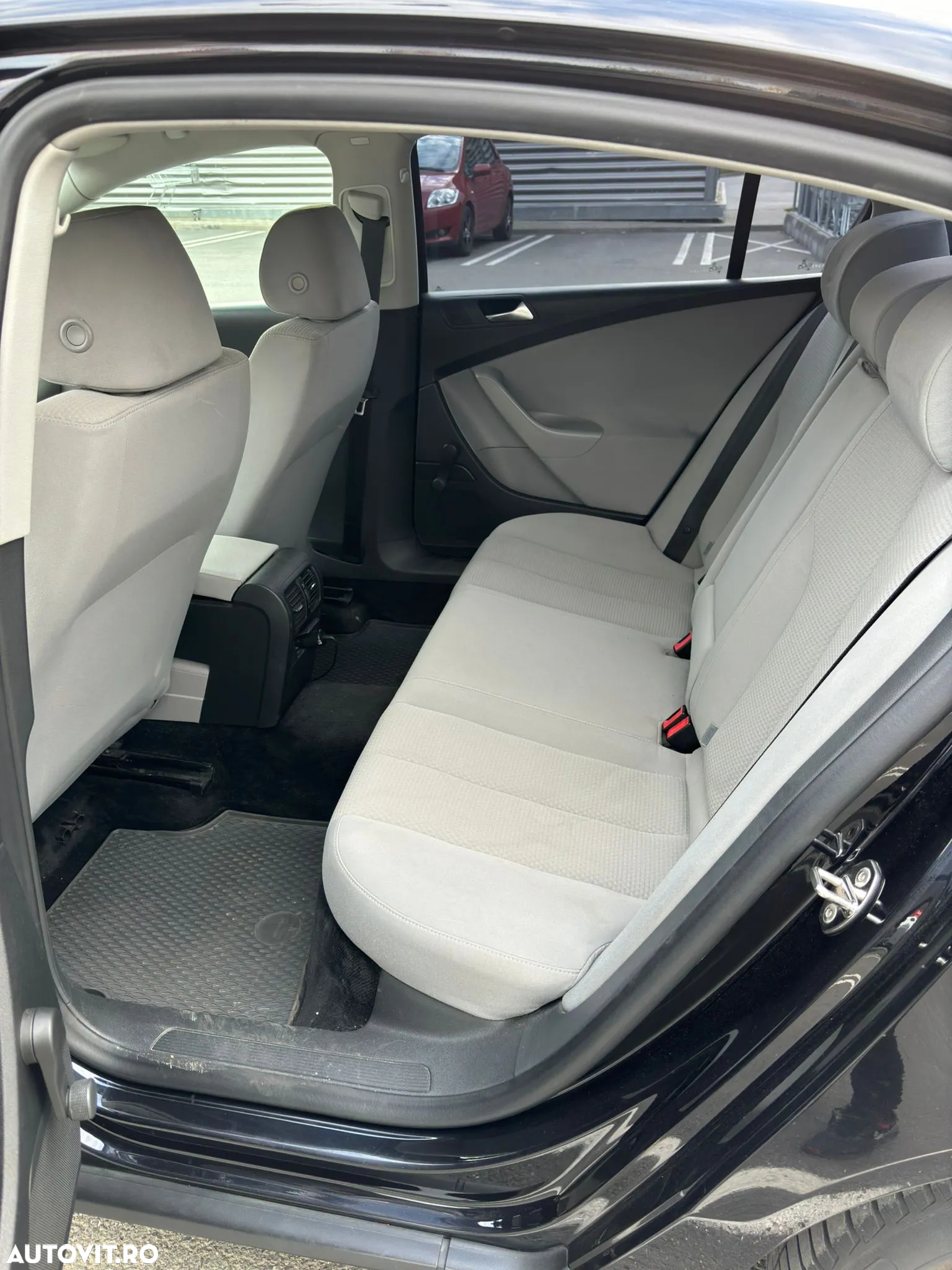 Volkswagen Passat 1.6TDI BlueMotion Tehnology Trendline - 7