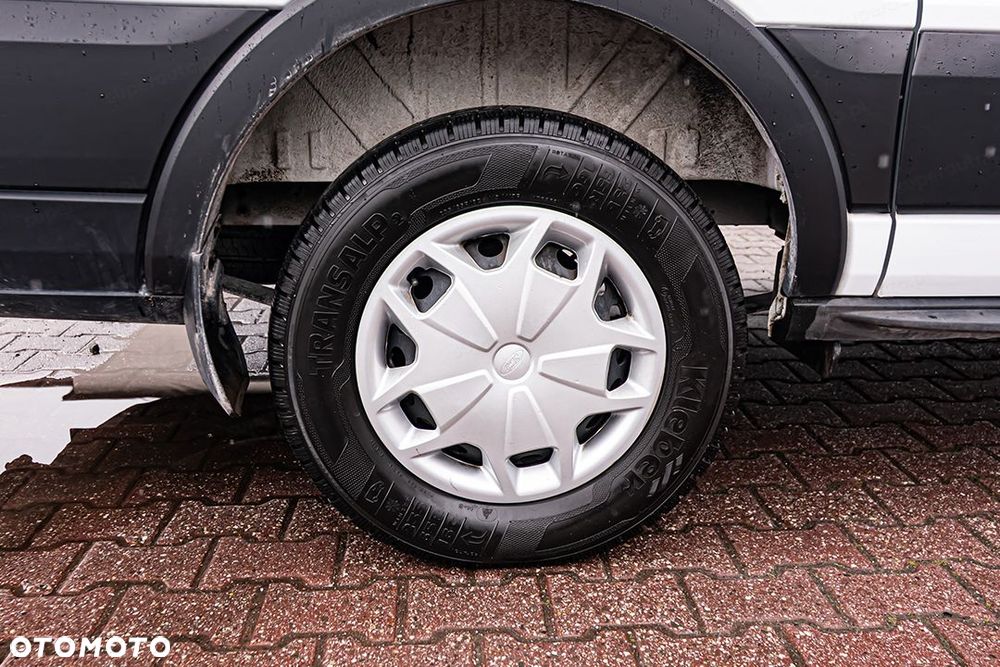 Ford Transit Kombi L2H2 Trend - 33
