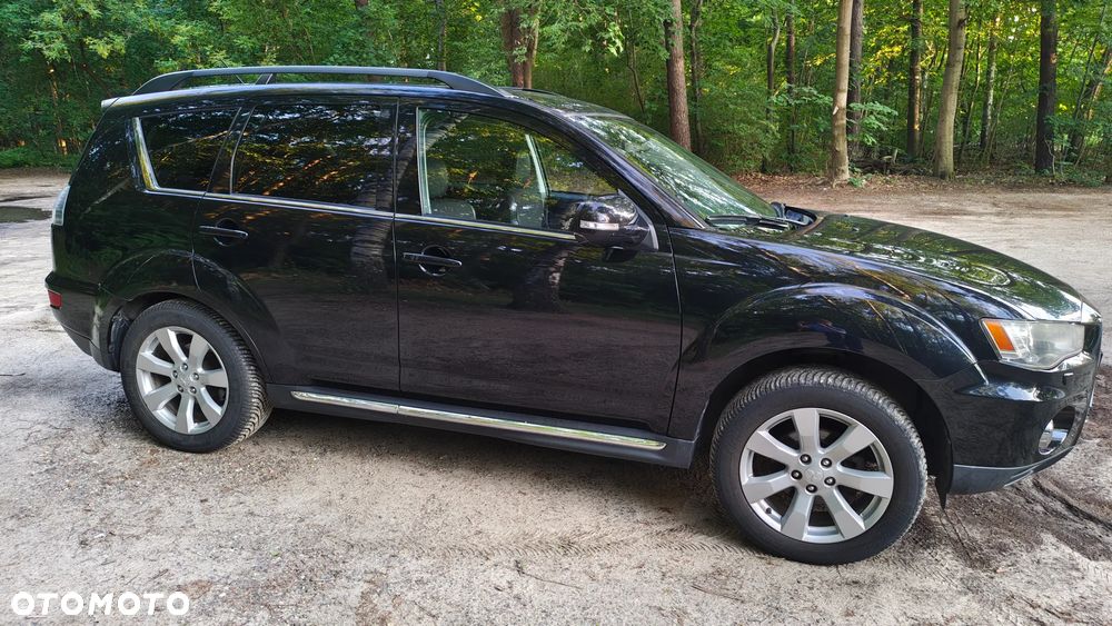 Mitsubishi Outlander 2.0 Intense + NAVI 2WD EU5 - 1