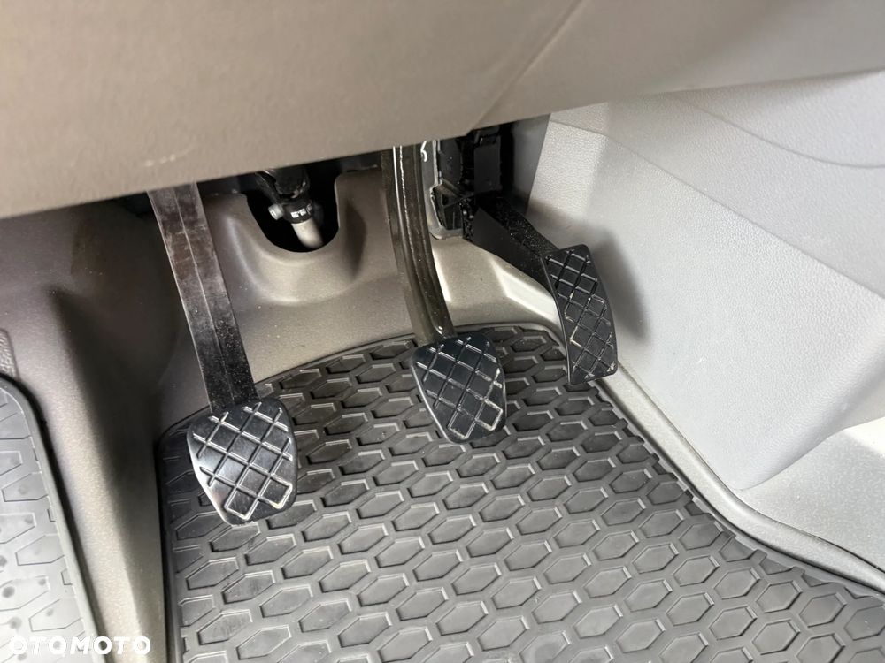 Volkswagen Crafter - 33