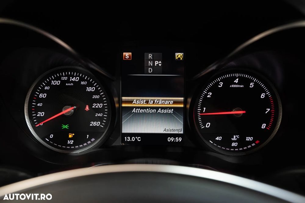 Mercedes-Benz GLC Coupe 250 4Matic 9G-TRONIC AMG Line - 24