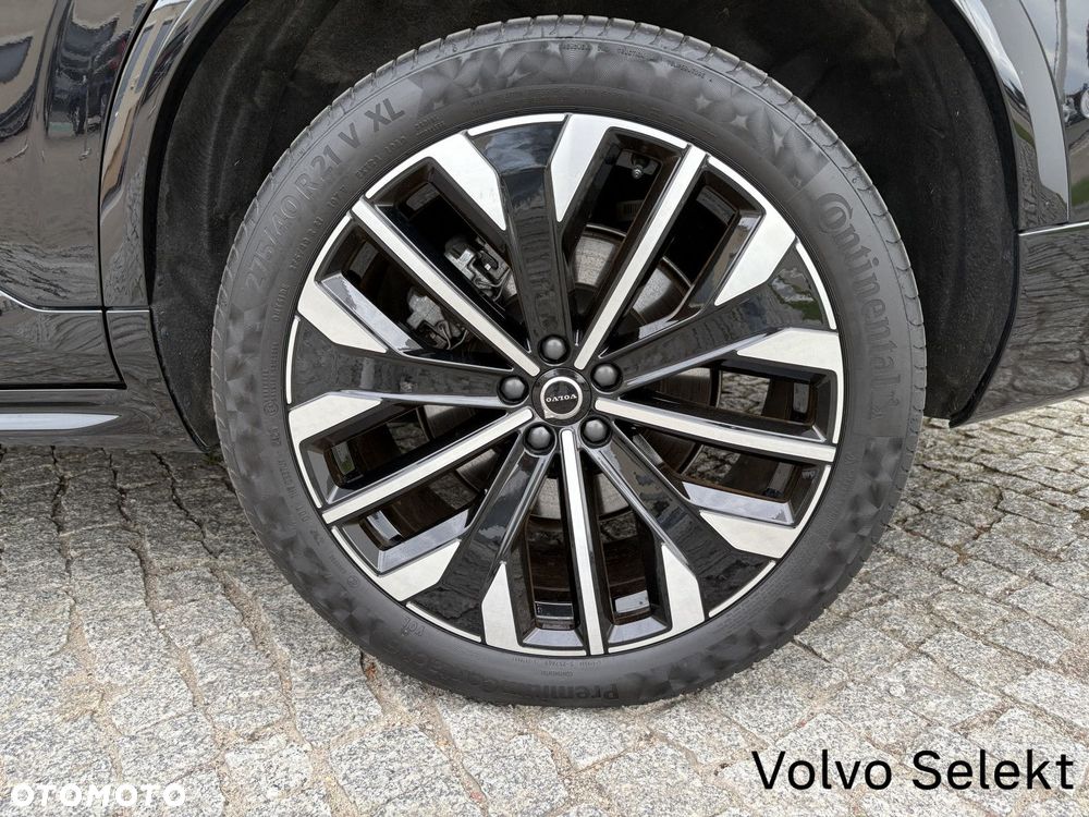 Volvo XC 90 - 9